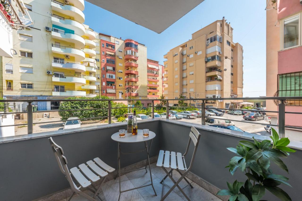Dream Apartment - Fully Equipped Дуррес Экстерьер фото
